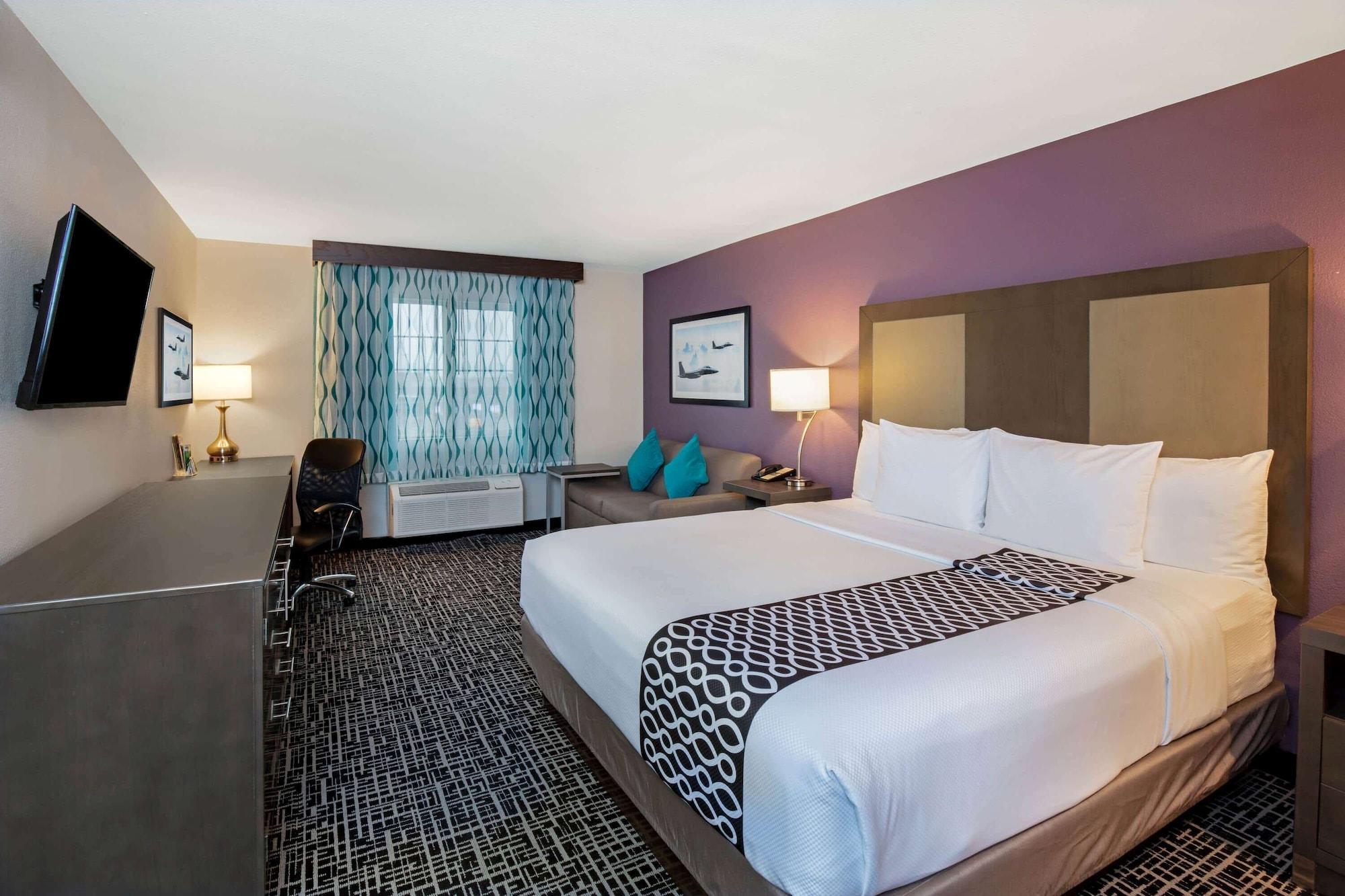 La Quinta Inn & Suites By Wyndham Las Vegas Nellis Extérieur photo