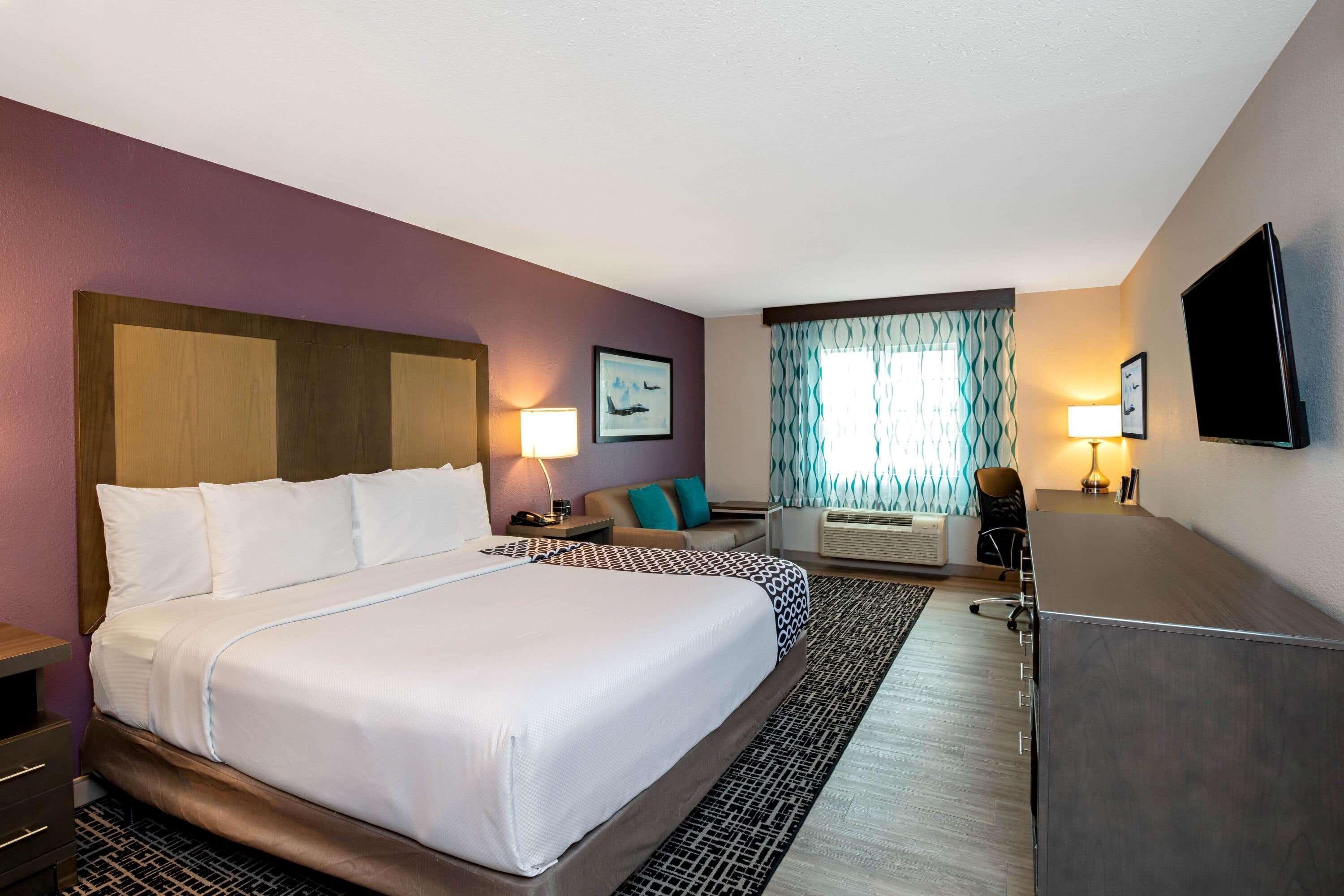 La Quinta Inn & Suites By Wyndham Las Vegas Nellis Extérieur photo