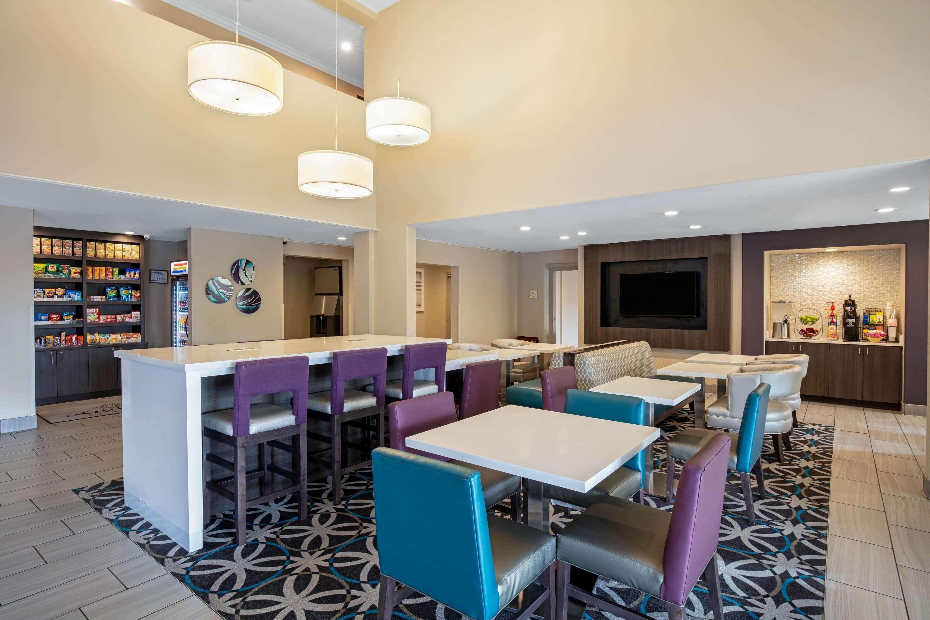 La Quinta Inn & Suites By Wyndham Las Vegas Nellis Extérieur photo